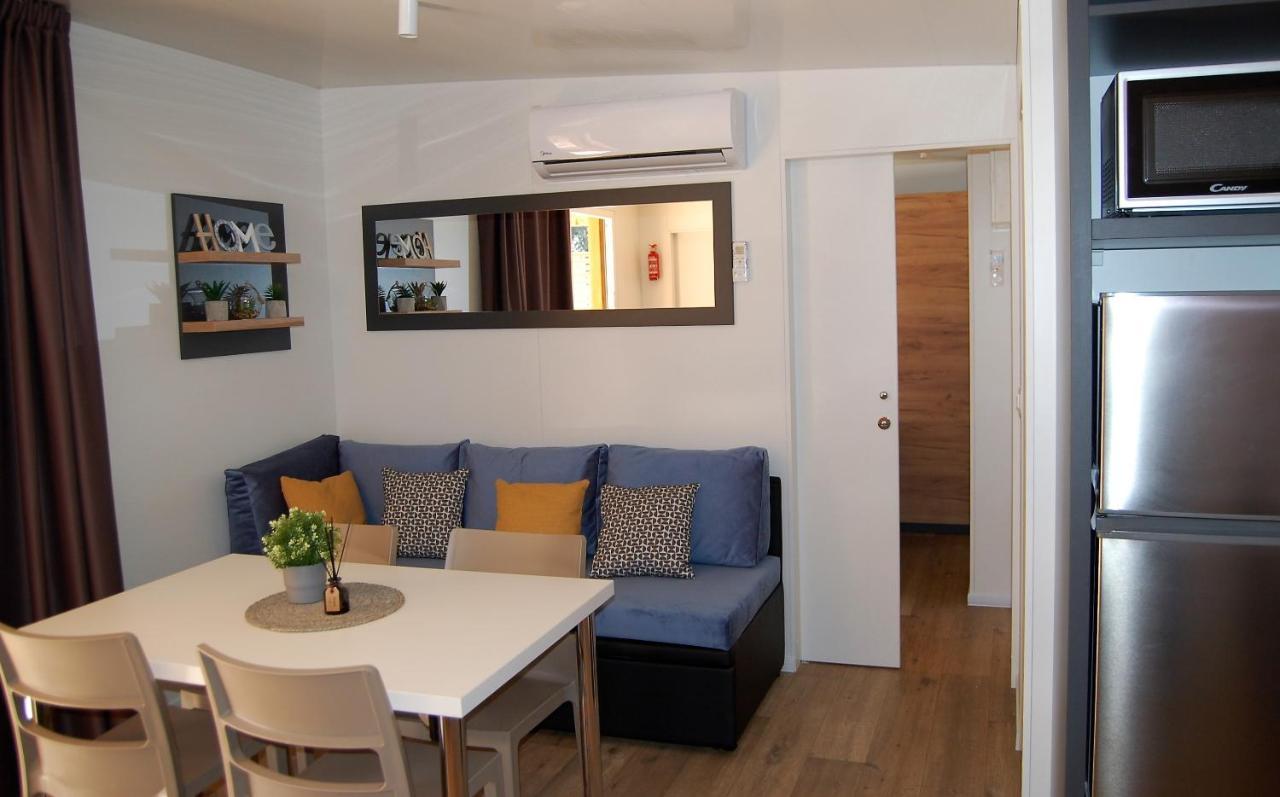 Mobile Home Sole Biograd Na Moru Dış mekan fotoğraf