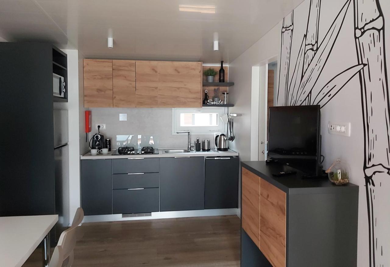 Mobile Home Sole Biograd Na Moru Dış mekan fotoğraf