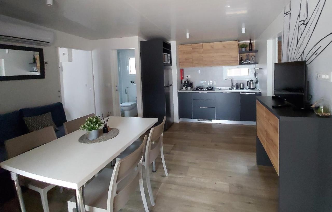 Mobile Home Sole Biograd Na Moru Dış mekan fotoğraf