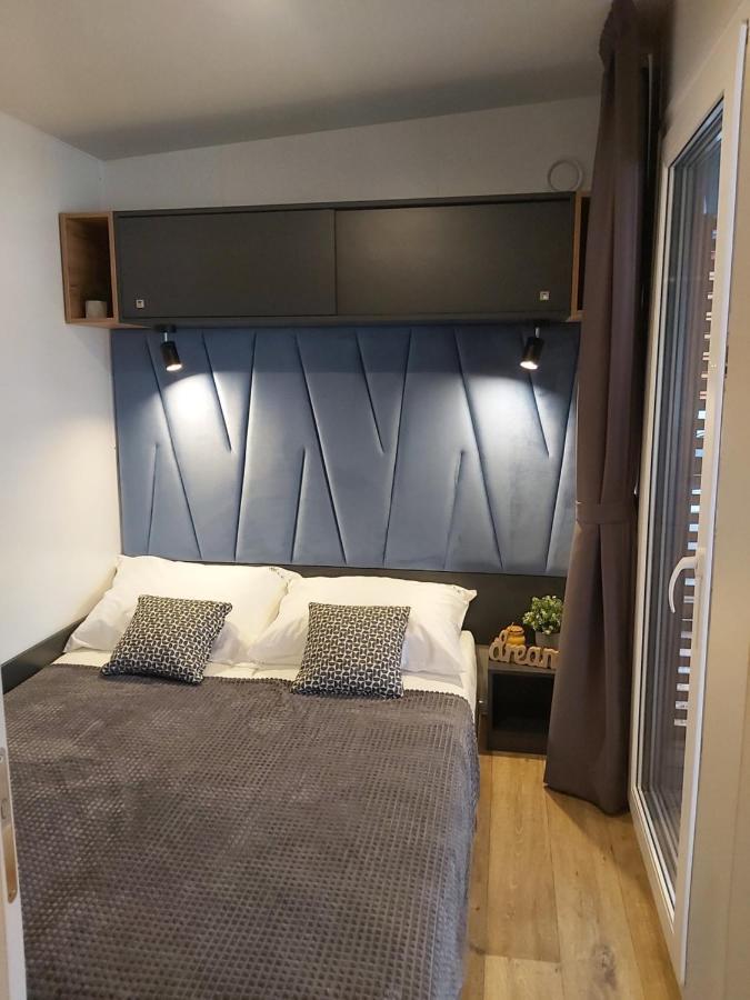 Mobile Home Sole Biograd Na Moru Dış mekan fotoğraf
