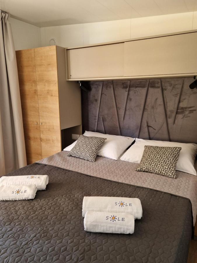 Mobile Home Sole Biograd Na Moru Dış mekan fotoğraf