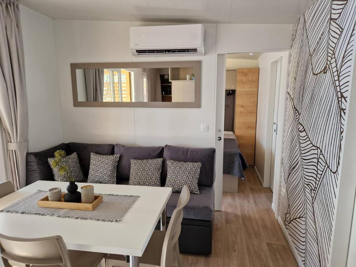 Mobile Home Sole Biograd Na Moru Dış mekan fotoğraf
